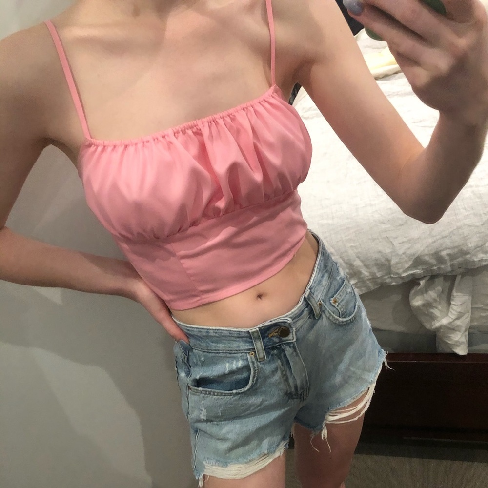 pink rouched crop top